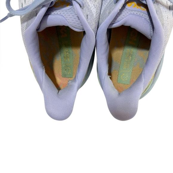 Hoka One Clifton 8 Running Shoe Women’s Baby Lavender/Smoke Green Sz9.5 - Picture 9 of 15